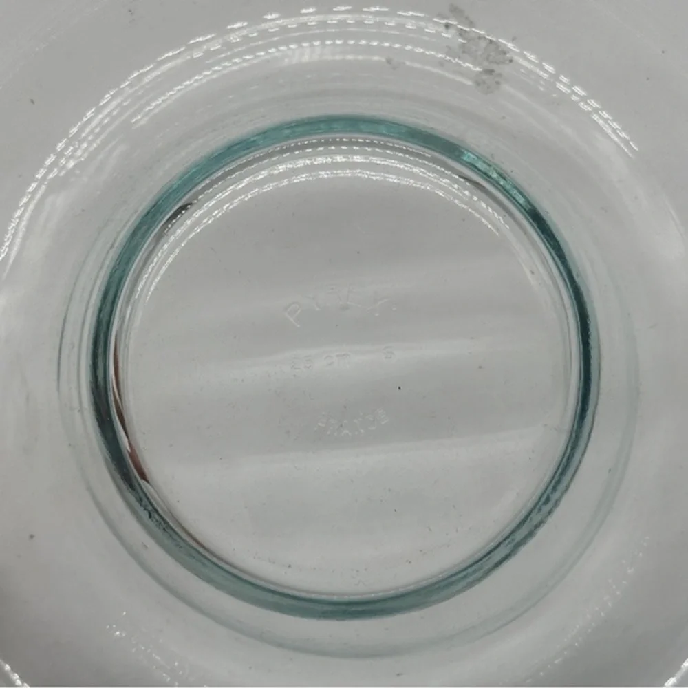 Vintage PYREX Glass Bundt Cake Pan 10